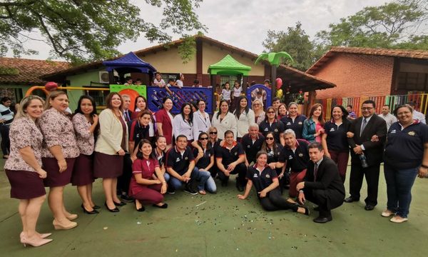 Habilitan parque infantil en el CRECE