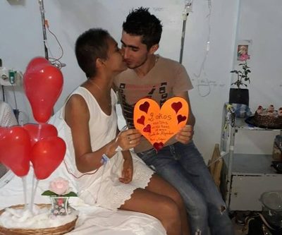 «Te amé cuando eras hermosa, hoy eres aún más bella», la historia de amor que hace frente al cáncer
