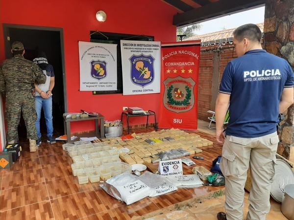 Más de 100 kilos de cocaína de alta pureza fueron incautados en Itauguá - ADN Paraguayo
