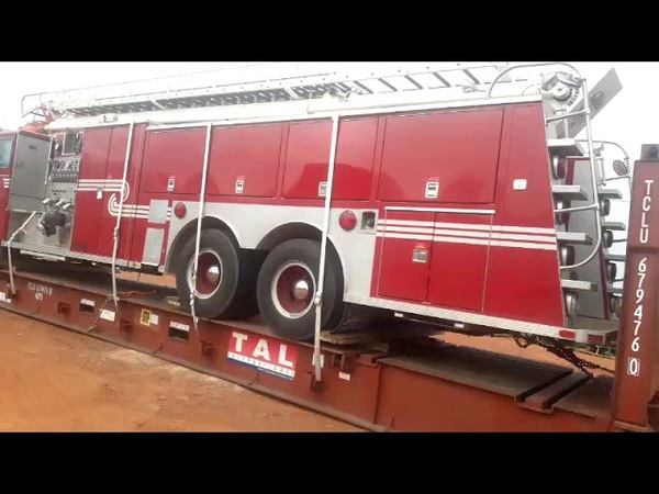 LLEGÓ A PARAGUAY, AUTOBOMBA DONADO POR CANADÁ A BOMBEROS DE ENCARNACIÓN