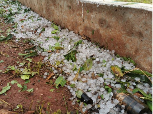 Granizada dañó varias casas en Presidente Franco