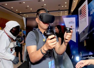 Tigo Campus Party arrancó con una avalancha de campuseros