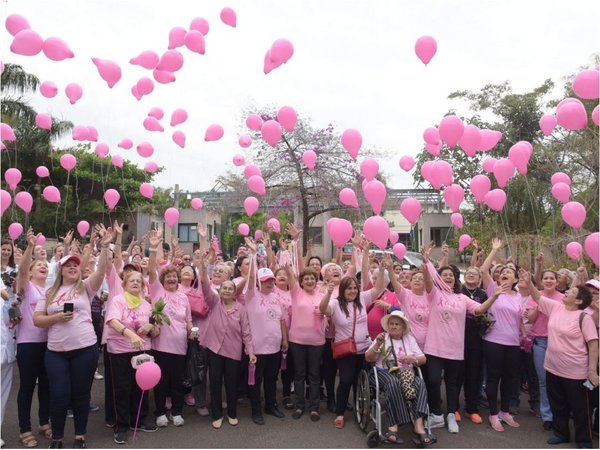 Octubre Rosa: Sobran globos, pero falta fármaco oncológico en IPS