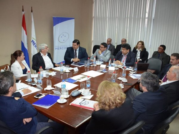 Convocarán a indígenas y al Indi por destierros de Itaipú