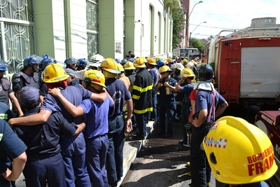 Bomberos azules realizan su colecta anual este 10, 11 y 12 de octubre » Ñanduti