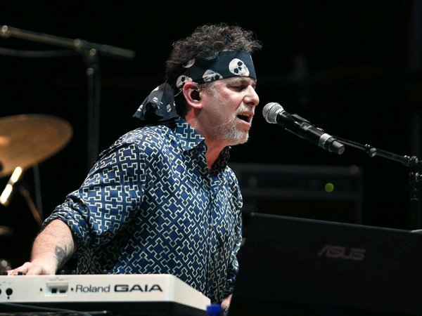 Andrés Calamaro se disculpa por actuación "horrible" en Bolivia