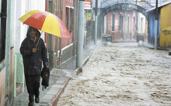 Más de 100.000 afectados dejan las lluvias en Guatemala durante el último día | .::Agencia IP::.
