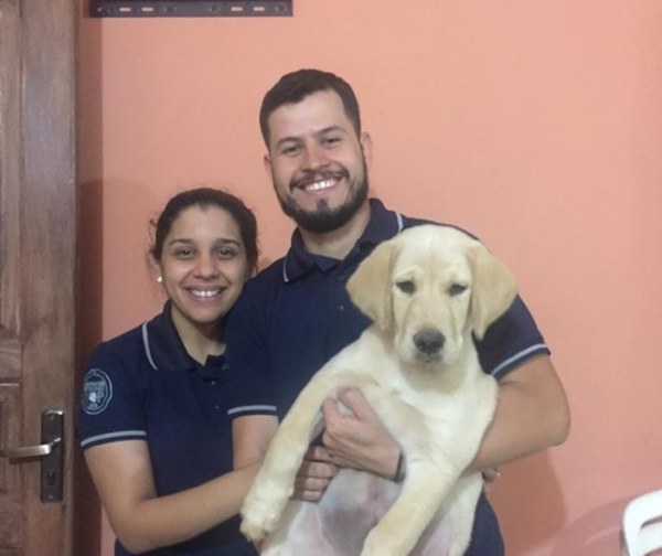 Happy volvió con su familia