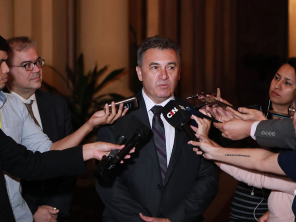 Es imposible decir que este verano no vamos a tener problemas, sostiene titular de la ANDE