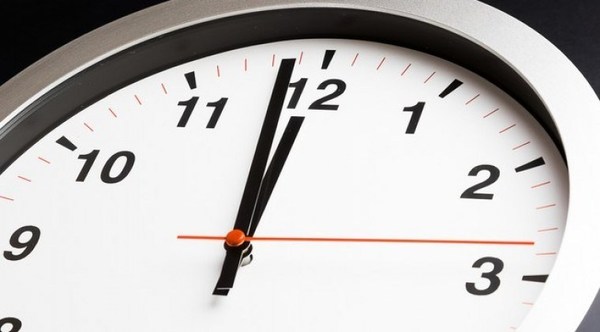 Desde la medianoche se adelanta la hora - ADN Paraguayo