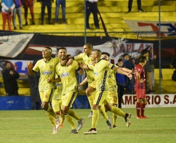 Sasá aleja al Ciclón de la lucha por el título - Digital Misiones