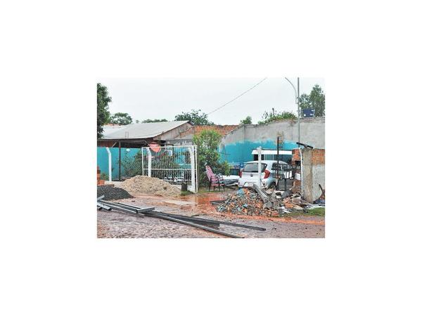 Ya son mil casas dañadas por breve pero fuerte temporal en Alto Paraná
