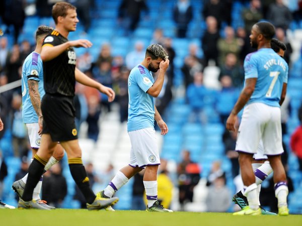 El City cae ante el Wolves y le pierde paso al líder Liverpool