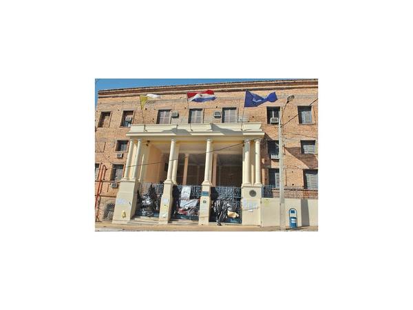Fiscalía tiene una denuncia de abuso a universitaria
