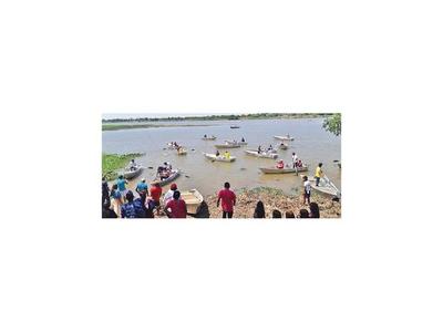 Ayoreos reciben canoas para potenciar recolección y pesca