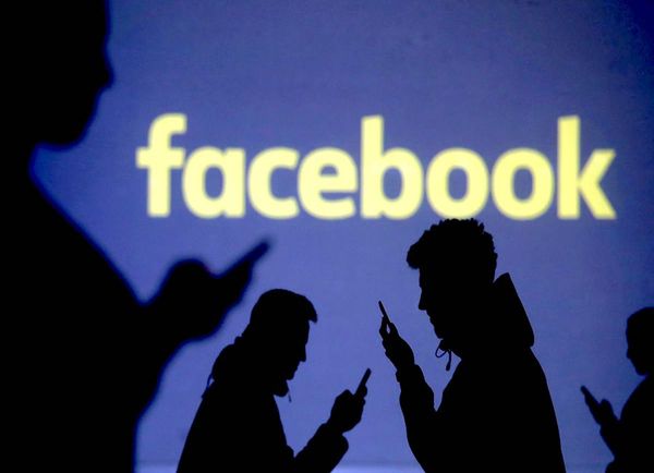 EEUU y otros dos países presionan a Facebook para acceder a mensajes