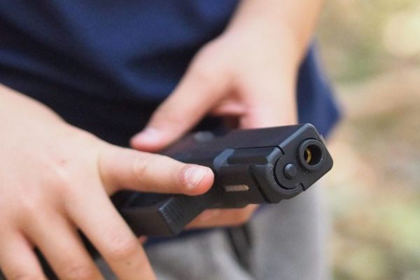 Investigan asesinato de un comerciante en San Antonio
