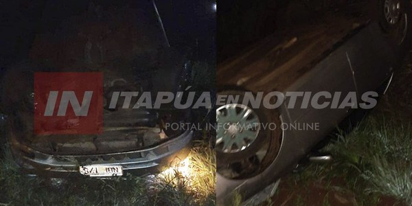 UN AUTOMÓVIL VOLCÓ EN FRAM ESTA MADRUGADA