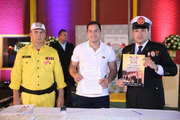 Comuna triplicará el aporte anual al Cuerpo de Bomberos