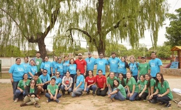 HOY / Con música, más de 500 jóvenes de Ñemby se unieron para cuidar el agua