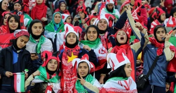 HOY / FIFA supervisará el ingreso de mujeres al Irán-Camboya