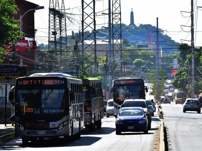 Transportistas anuncian paro desde este viernes