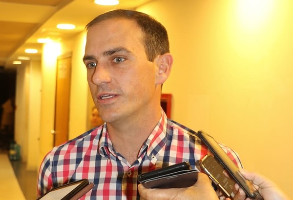 Analizan interpelar en el Senado al presidente del Indert