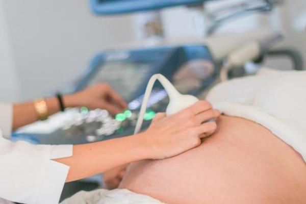 Atenderán consultas ginecológicas en horario nocturno - ADN Paraguayo