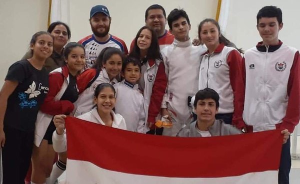 La esgrima paraguaya brilló con 4 medallas en Argentina