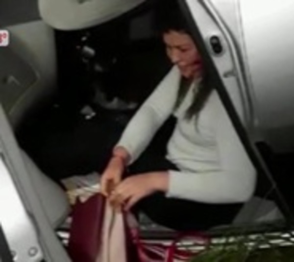 Se quedó dormida y volcó su auto - Paraguay.com