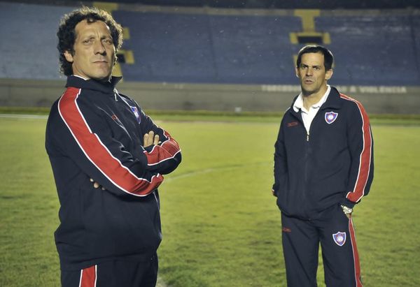 Así le fue a Bernay con Troglio - Fútbol - ABC Color