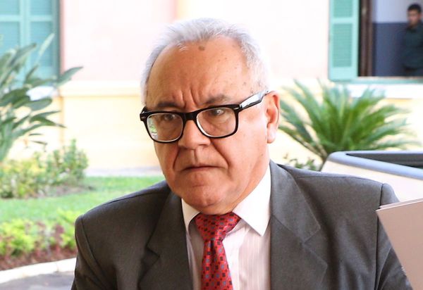 Analizan interpelar a titular del Indert, pero excluyen a Friedmann