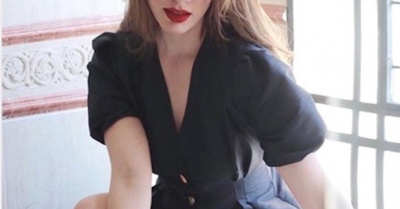 Modelo dejoite el ¡chupi!  para tener una piel perfecta