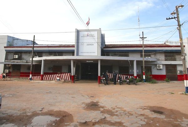 Tacumbu: Investigan salida irregular de interno