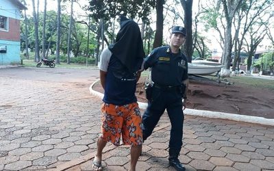 Amenazó de muerte a su propia madre
