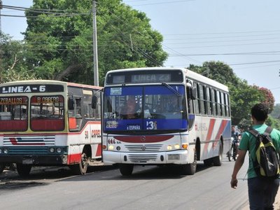 Cetrapam: Informalidad en el transporte público mueve G. 400 millones por día