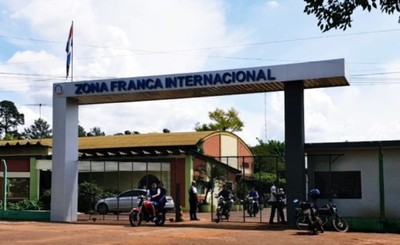 Obrero muere tras caer del techo en la Zona Franca Internacional