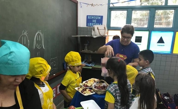 HOY / Alimentación a base de frutas desde la infancia para llegar a ser adultos sanos