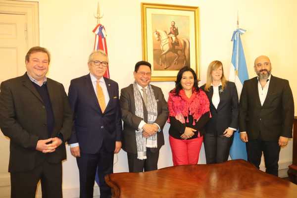 Ministra de Turismo sumó importantes acuerdos para favorecer el turismo en el Paraguay | .::Agencia IP::.