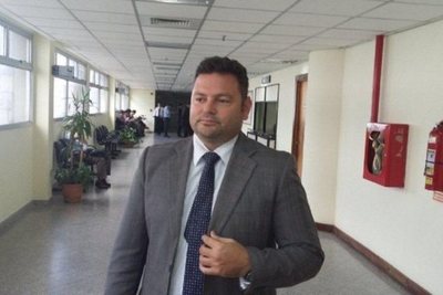 Arrom, Martí y Colmán siguen como prófugos en el Uruguay