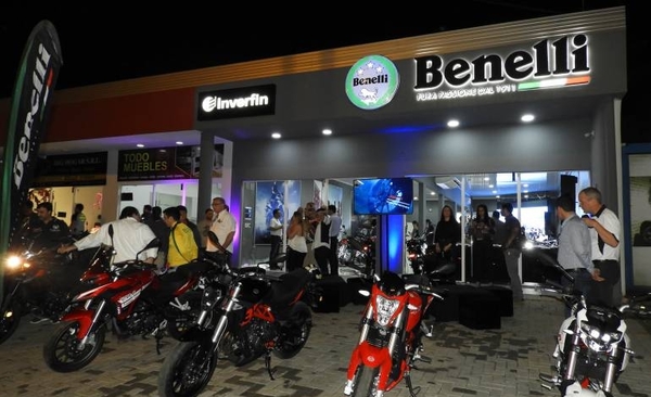HOY / Benelli inaugura su segundo salón de eventos en Encarnación