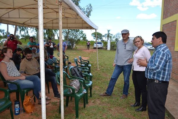 Italianos ayudan para mejorar la producción agrícola y hortigranjera - Nacionales - ABC Color