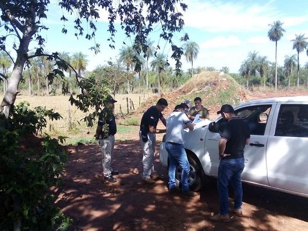 Fiscalía abre investigación por delitos ecológicos y Mades dispone cierre del vertedero de Yaguarón - Nacionales - ABC Color