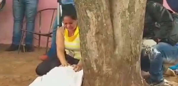 Sicarios ejecutan a hombre frente a su hijo