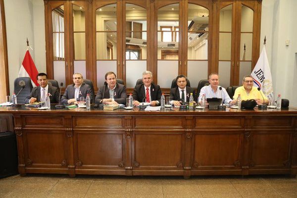 JEM enjuiciará a magistrado que levantó orden de detención contra presunto narco - Nacionales - ABC Color