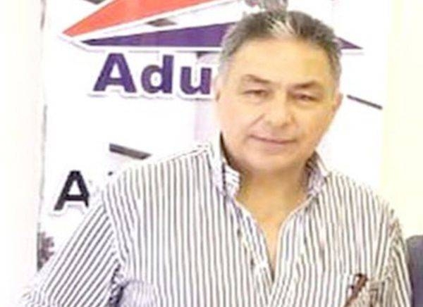 HOY / Aduanero disfrazado de pastor:   gana 49 millones, insta a rezar y  'es acosador sexual en Uruguay'