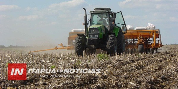 AGRICULTORES APURAN SIEMBRA TRAS LA LLUVIA DE LA SEMANA PASADA
