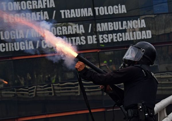 Fuerzas toman el control del Parlamento en Ecuador tras asalto de indígenas - Mundo - ABC Color