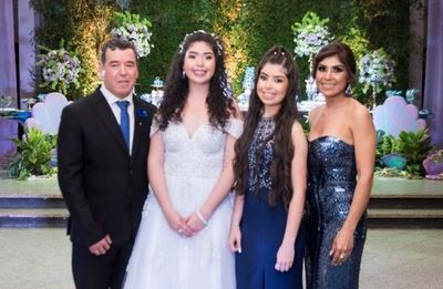 Fiesta por los 15 años de Melissa Arasy, en el Garden Club