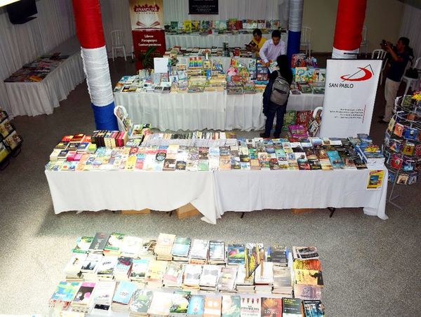 Comienza la feria del libro “Caaguazú lee” - Interior - ABC Color